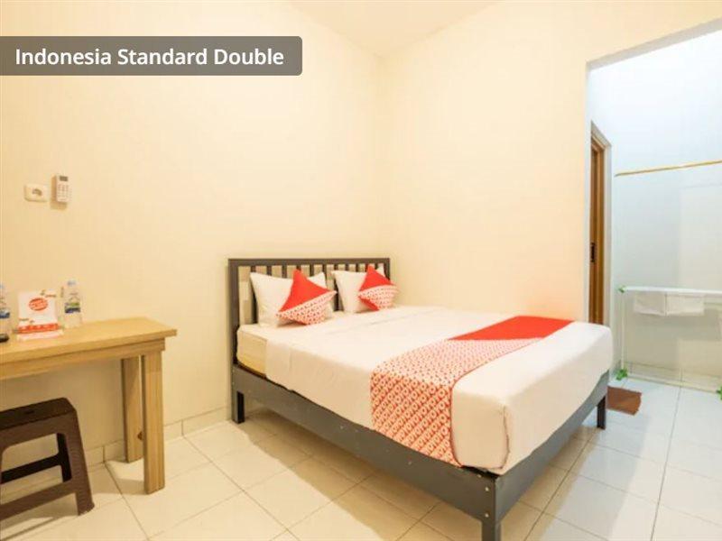 Hotel Syariah Tremigo Guesthouse Cirebon Buitenkant foto