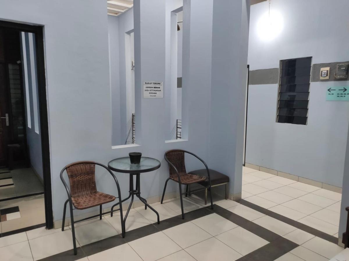 Hotel Syariah Tremigo Guesthouse Cirebon Buitenkant foto