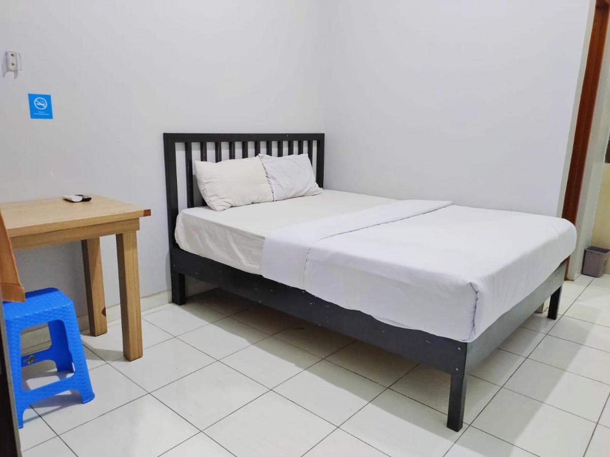 Hotel Syariah Tremigo Guesthouse Cirebon Buitenkant foto