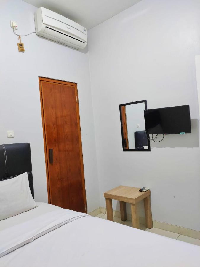 Hotel Syariah Tremigo Guesthouse Cirebon Buitenkant foto
