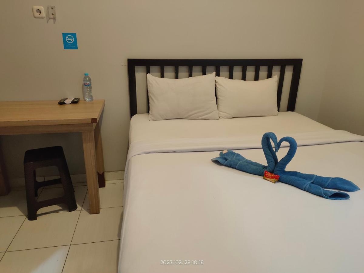Hotel Syariah Tremigo Guesthouse Cirebon Buitenkant foto