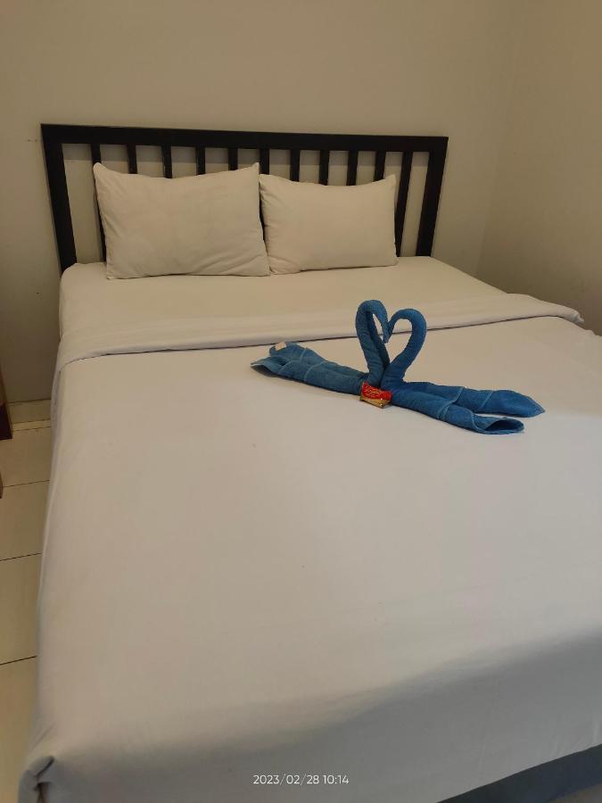 Hotel Syariah Tremigo Guesthouse Cirebon Buitenkant foto
