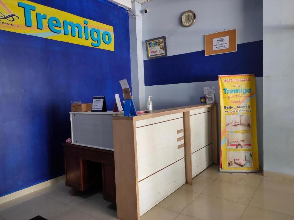 Hotel Syariah Tremigo Guesthouse Cirebon Buitenkant foto